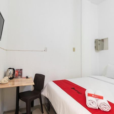 Reddoorz Near Sun Plaza Medan 2 Hotel Екстериор снимка